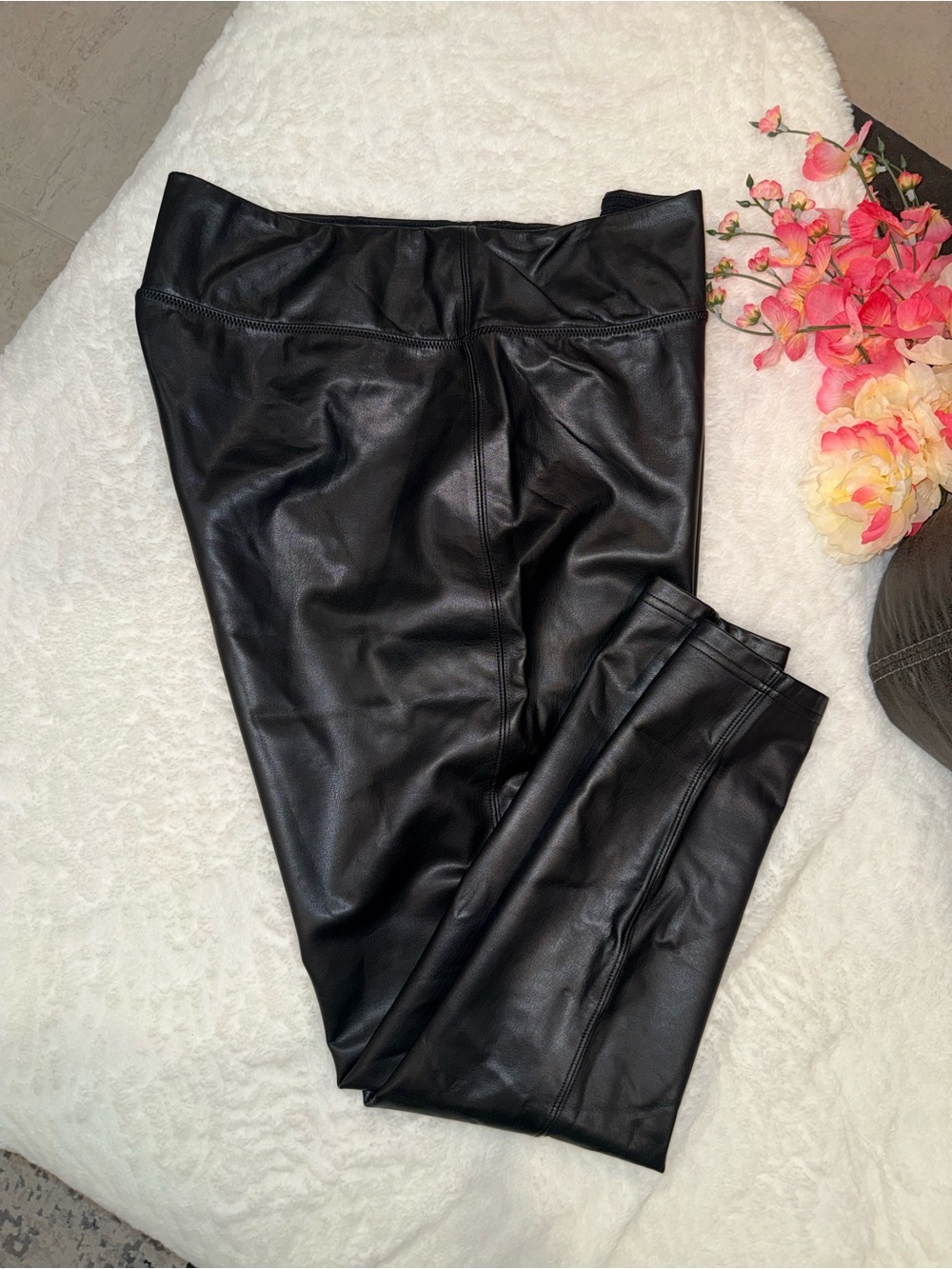 2 x 20$ Nordstrom Black Faux Leather Leggings Size XL